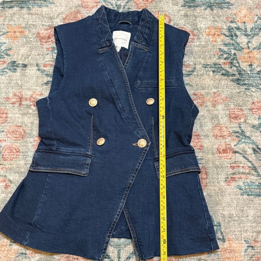 Avec Les Filles Denim Sleeveless Blazer Vest with Gold Buttons Size Small - Picture 10 of 10